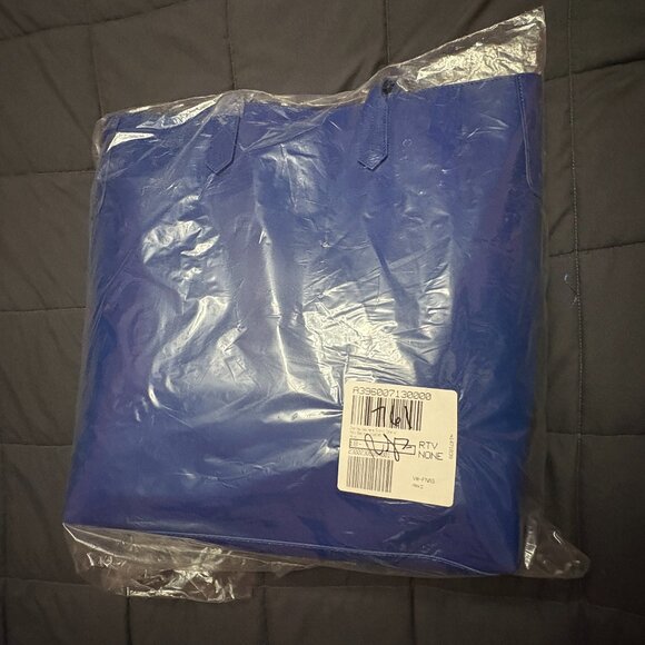 Charley Was Here 3-in-1 "Frankie" Tote w/ Hobo Bag & Wristlet - NWT/NIP - Picture 15 of 15